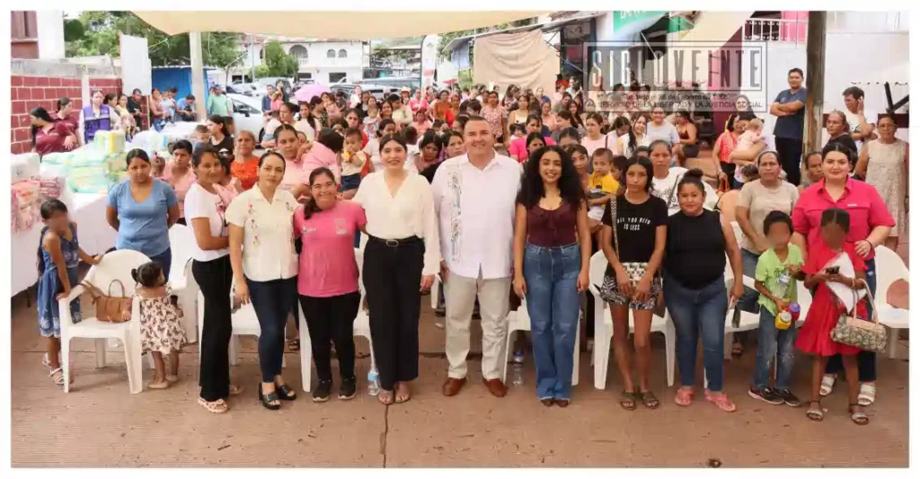 Entregan 16 mil pañales en Tiquicheo y llaman a compartir los cuidados