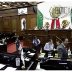 Freno a la reelección y al relevo entre familiares para diputaciones locales, presidencias municipales, sindicaturas y regidurías: Congreso de Michoacán avala reforma para 2030